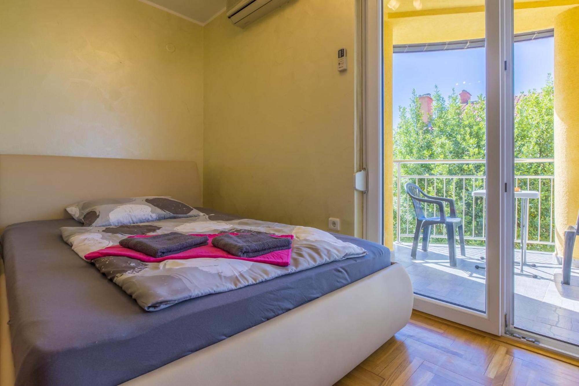 Duerr Apartamento Crikvenica Exterior foto